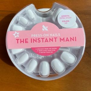 Olive & June instant mani press-ons